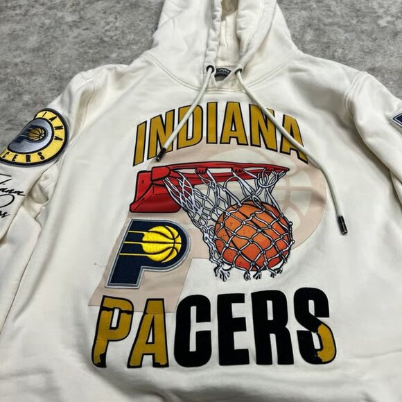 Pro Standard Indiana Pacers Hoodie - Picture 4 of 5